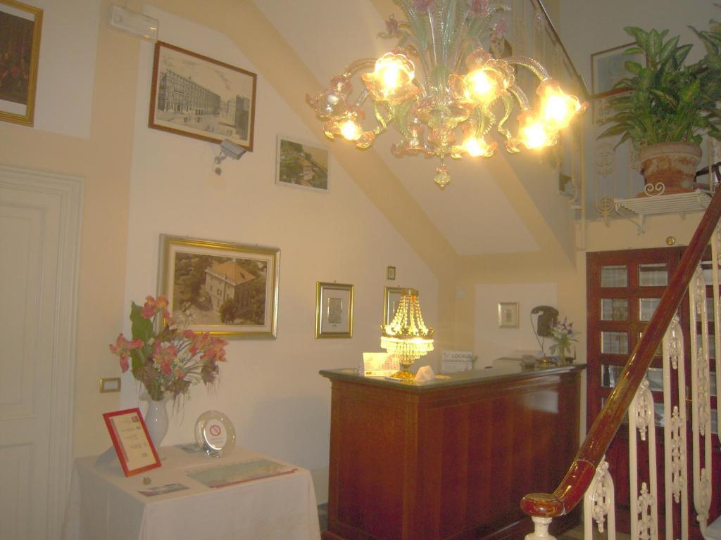 Villa Viola Тортона Экстерьер фото